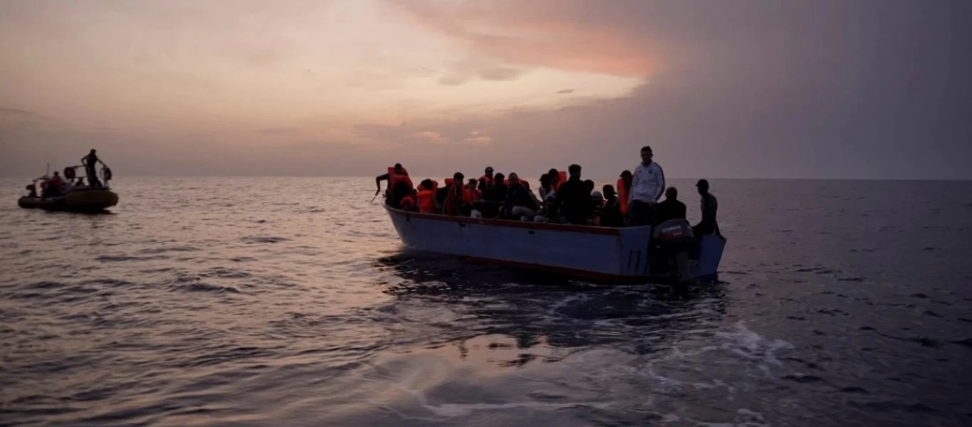 Ιταλία: Αγνοούνται τέσσερις αλλοδαποί - Τρεις οι νεκροί μετά από έκρηξη σε πλεούμενο (upd)